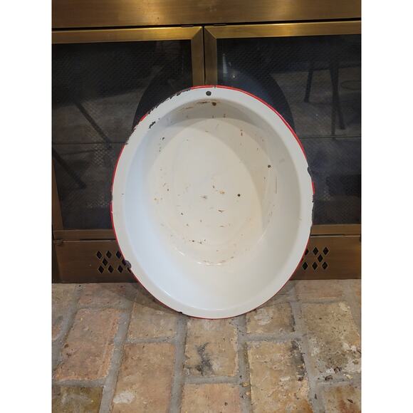 Vintage White/Red Oval Enamelware Basin Farmhouse Primitive Rustic Pan - Picture 2 of 5